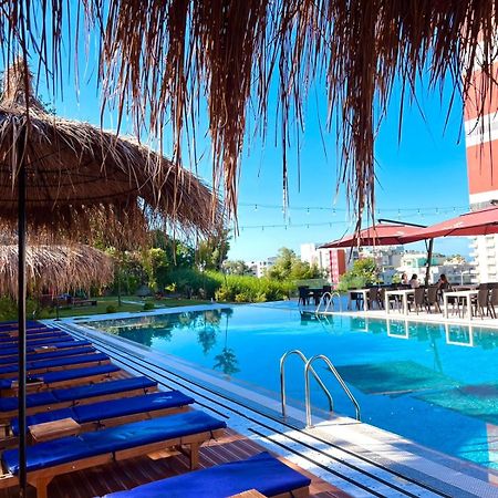 Olivia'S Hill Resort Kryemëdhej Eksteriør bilde