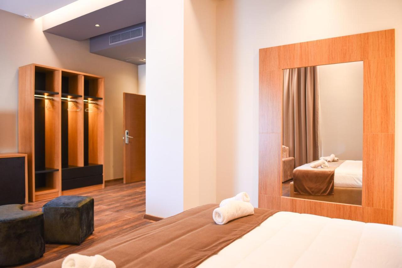 Olivia'S Hill Resort Kryemëdhej Eksteriør bilde