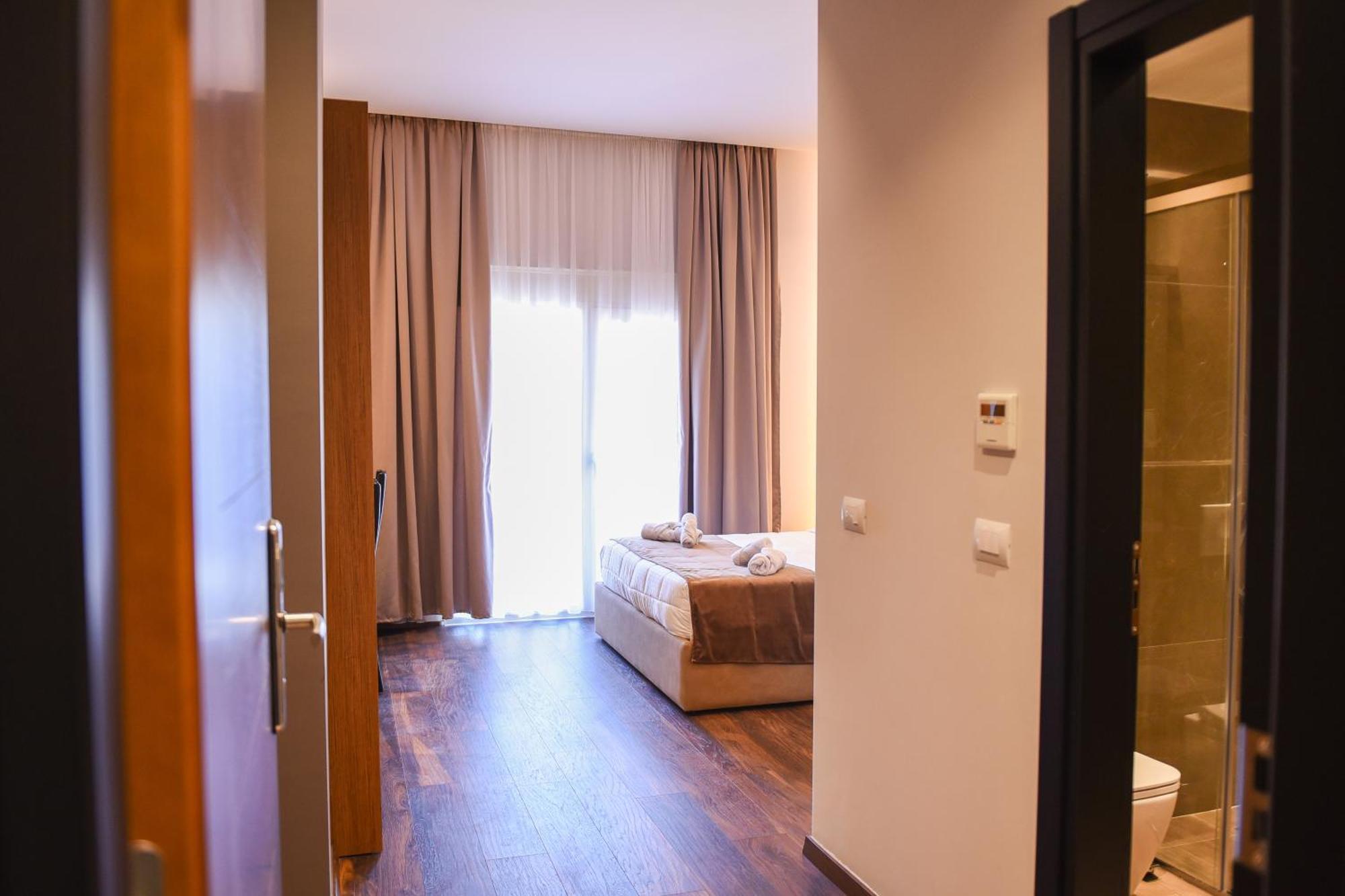 Olivia'S Hill Resort Kryemëdhej Eksteriør bilde