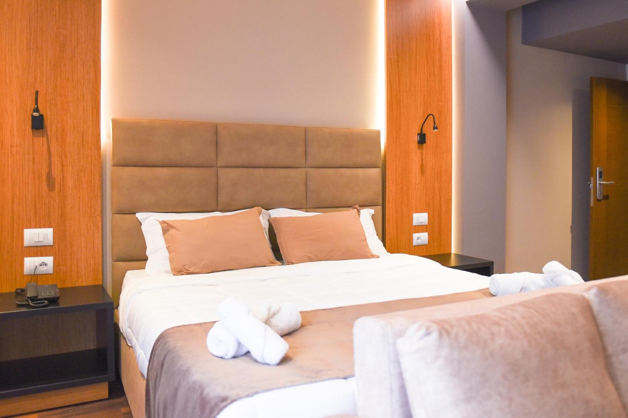 Olivia'S Hill Resort Kryemëdhej Eksteriør bilde