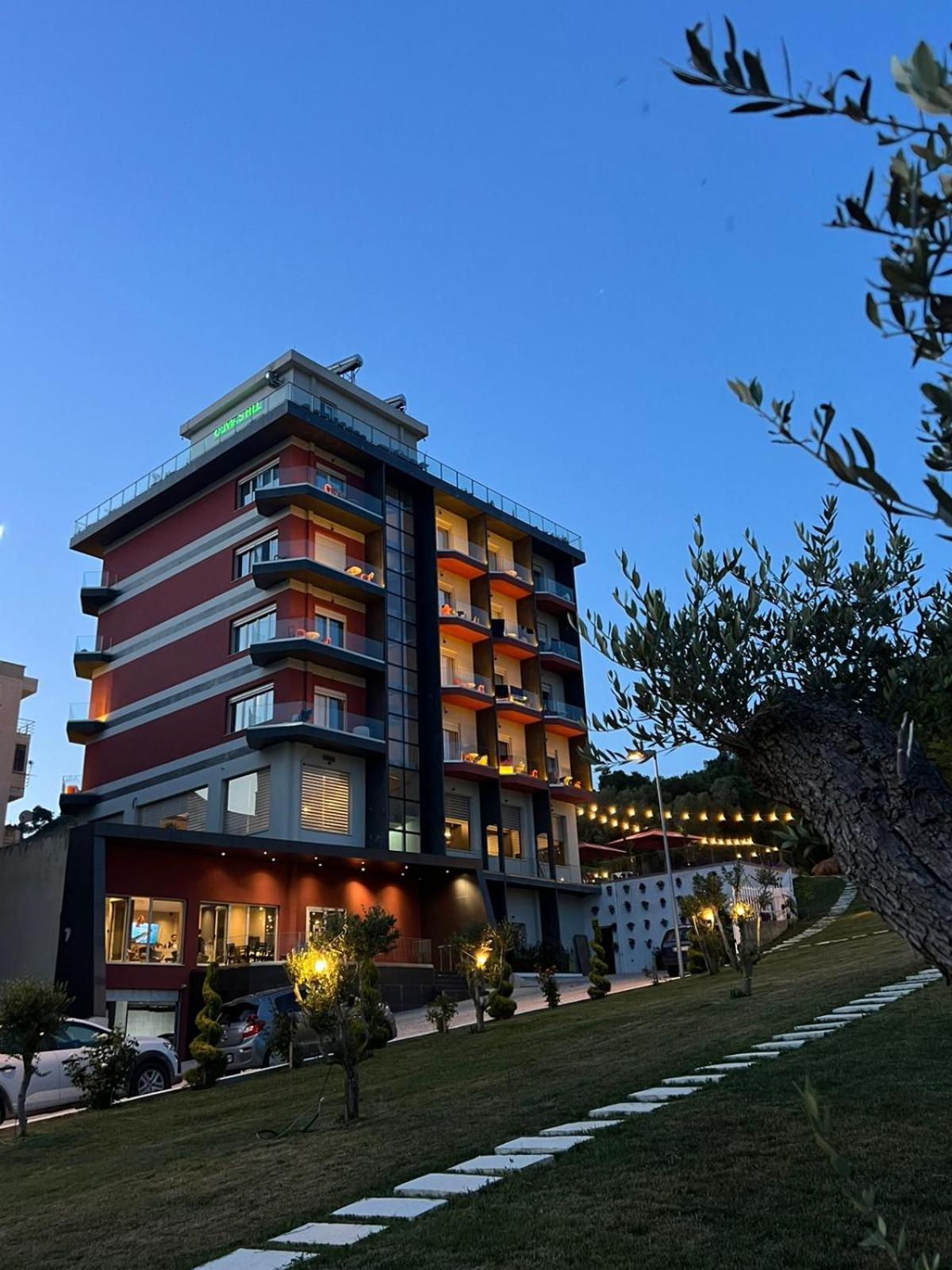 Olivia'S Hill Resort Kryemëdhej Eksteriør bilde