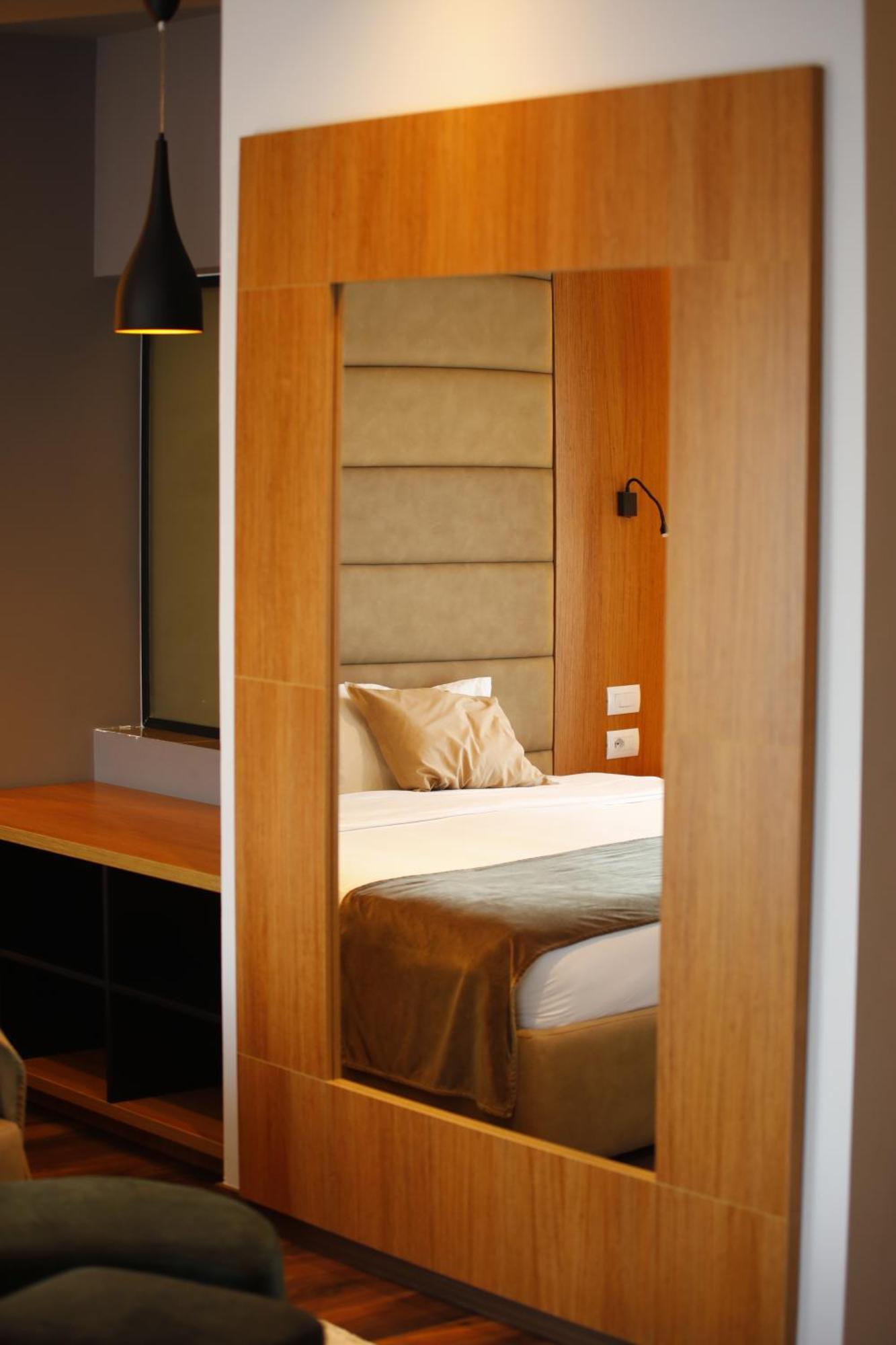 Olivia'S Hill Resort Kryemëdhej Eksteriør bilde