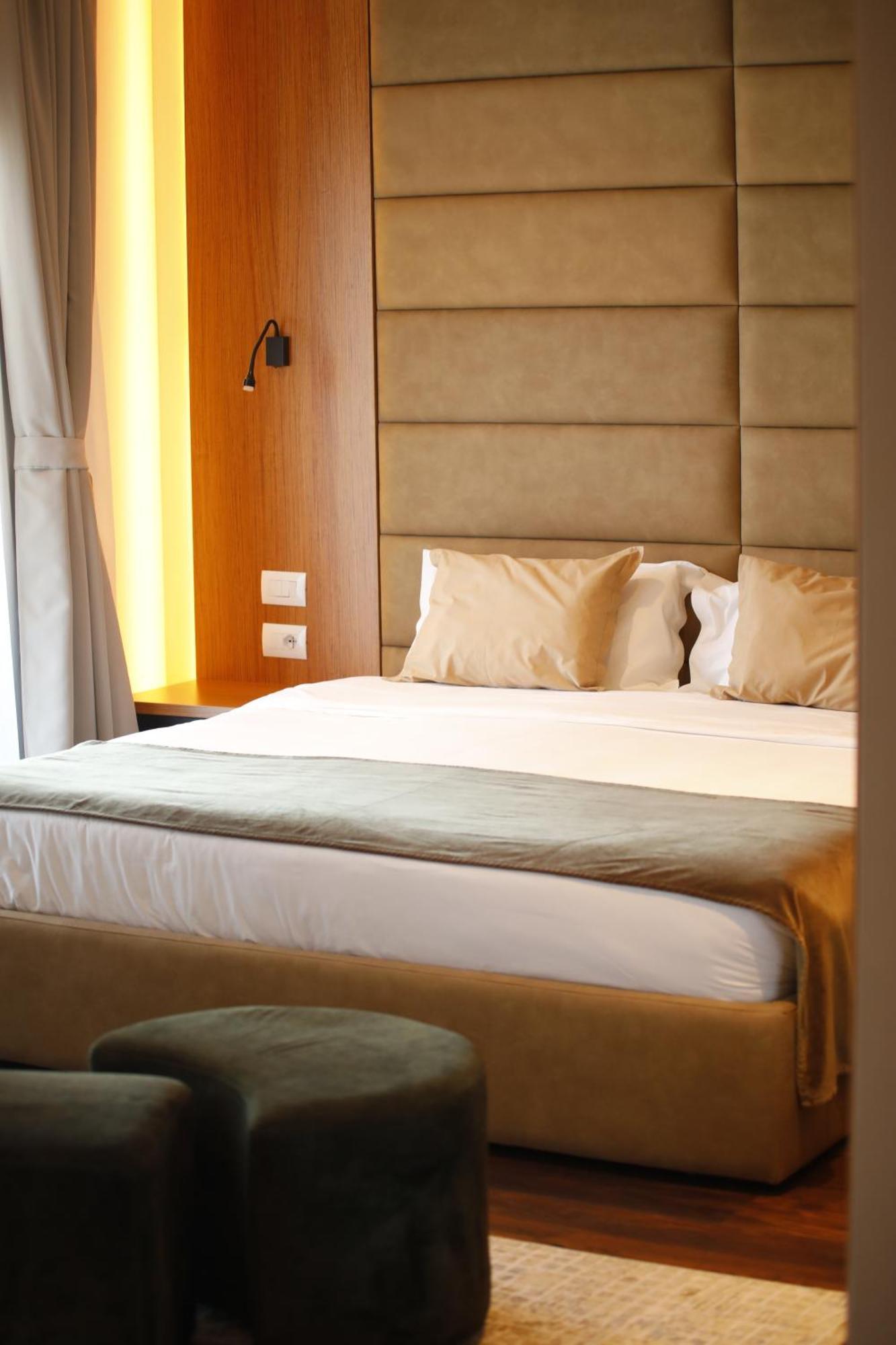 Olivia'S Hill Resort Kryemëdhej Eksteriør bilde