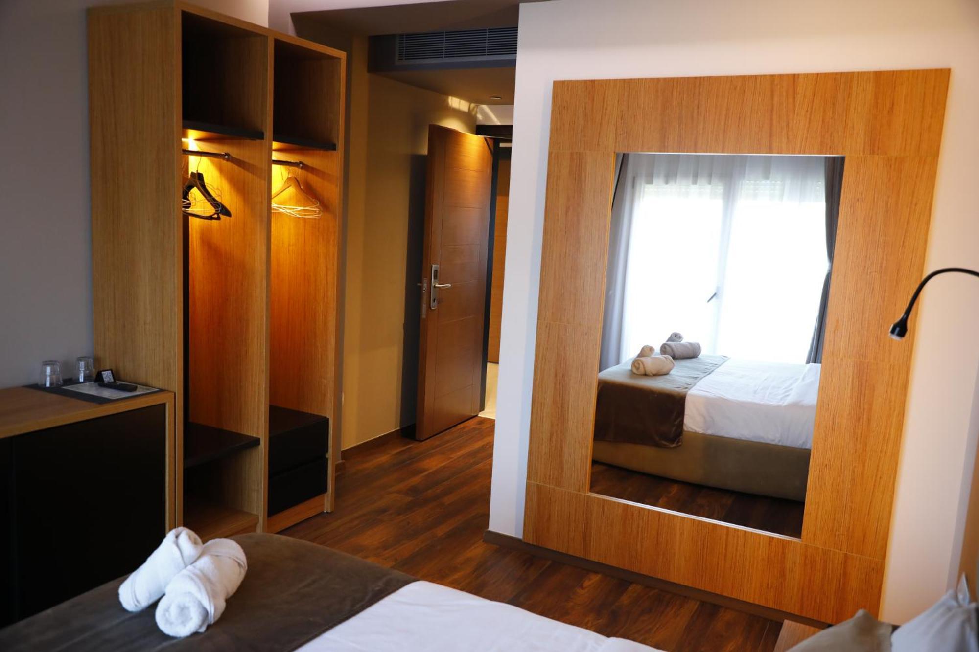 Olivia'S Hill Resort Kryemëdhej Eksteriør bilde
